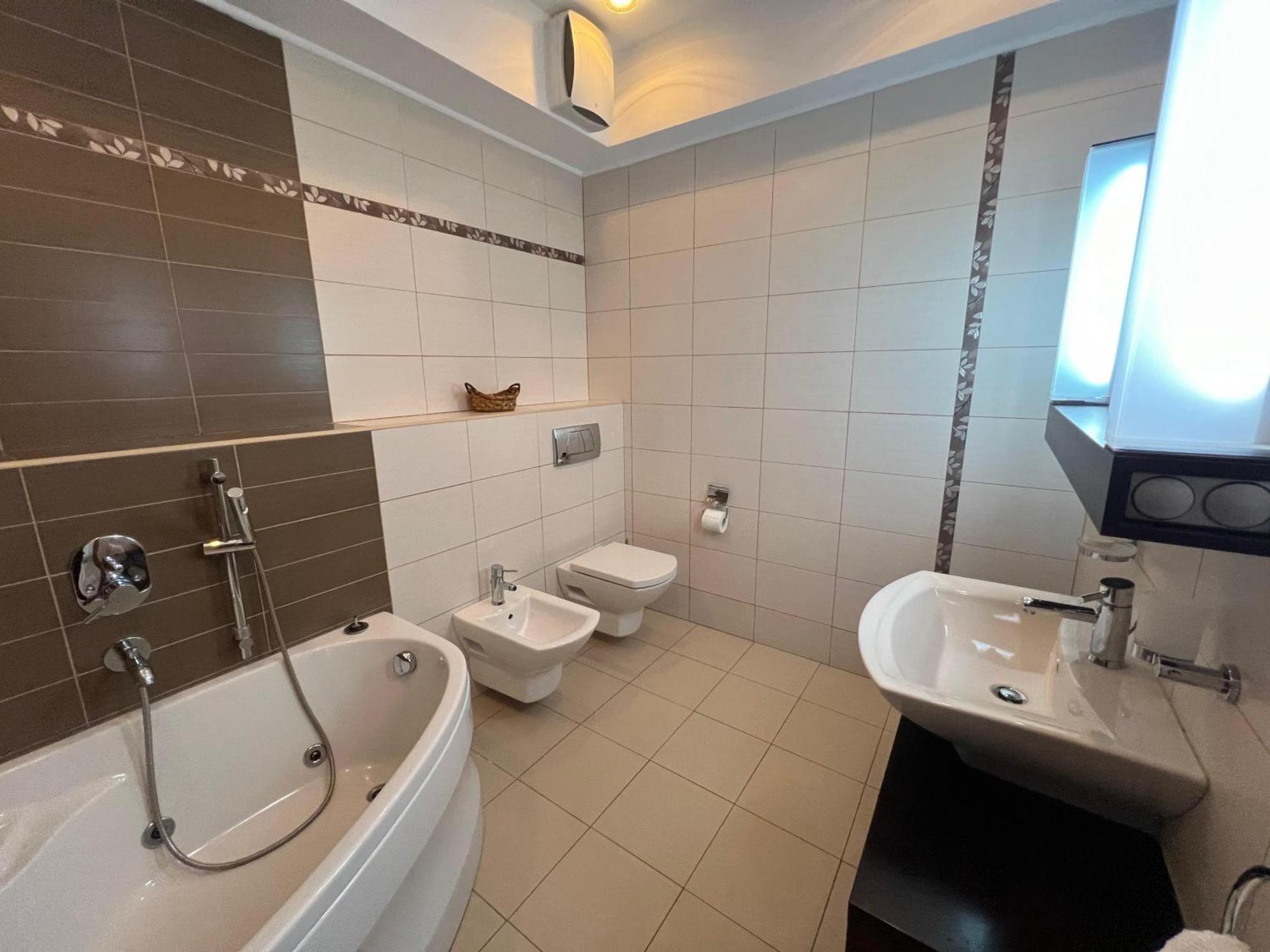 Sea Haven Mamaia Lux 130 M2 Vedere Mare Navodari Exterior photo